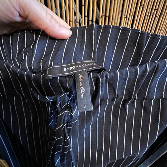 BCBG MaxAzaria Jogger Pants - Picture 3 of 3